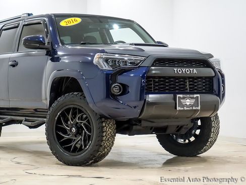 Used 2016 Toyota 4Runner Trail image 2
