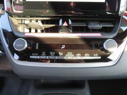 Certified 2026 Toyota Corolla SE image 26