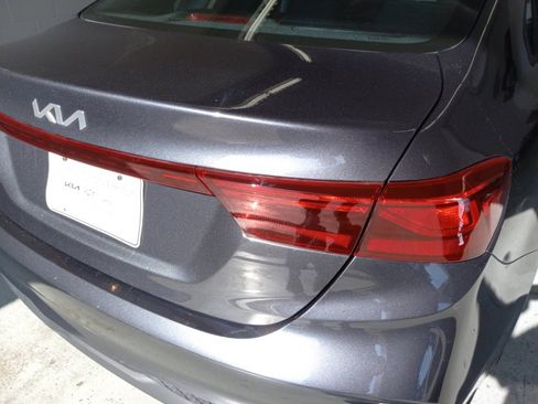 Certified 2023 Kia Forte LXS FWD image 11