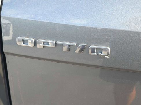 New 2025 Cadillac Optiq Luxury 1 image 9
