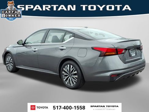 Used 2024 Nissan Altima 2.5 SV FWD image 10
