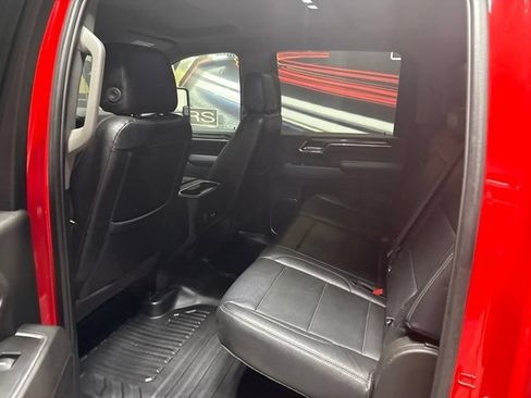 Used 2024 Chevrolet Silverado 3500 LT w/ Convenience Package AWD/4WD image 9