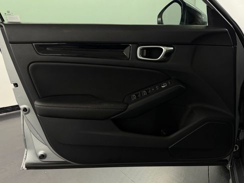 Certified 2024 Honda Civic EX-L image 28