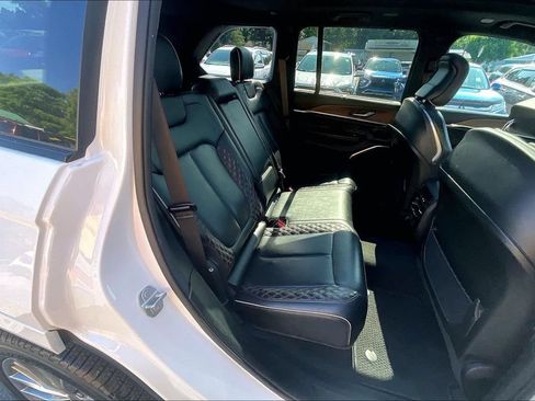 Used 2023 Jeep Grand Cherokee Summit w/ Luxury Tech Group V AWD/4WD image 26