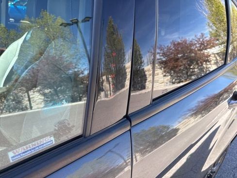 Used 2017 Ford Escape Titanium AWD/4WD image 17