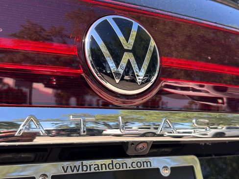 New 2026 Volkswagen Atlas SE FWD image 38