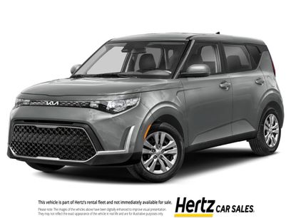 Used 2025 Kia Soul LX w/ LX Technology Package
