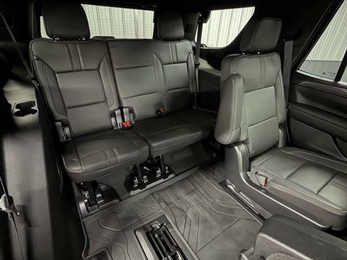 Used 2022 Chevrolet Tahoe RST w/ Sport Performance Package image 33