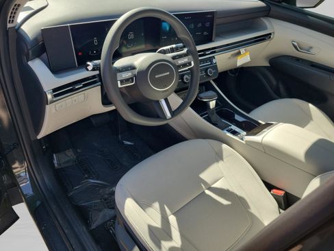New 2026 Hyundai Tucson SE image 22