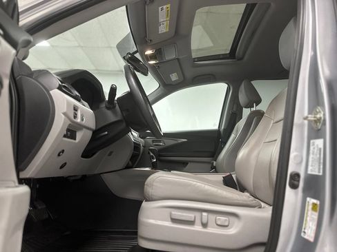 Used 2019 Honda Ridgeline RTL-T image 16