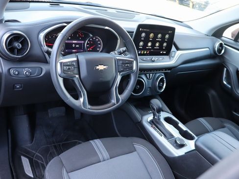 Used 2023 Chevrolet Blazer LT w/ Convenience Package image 4