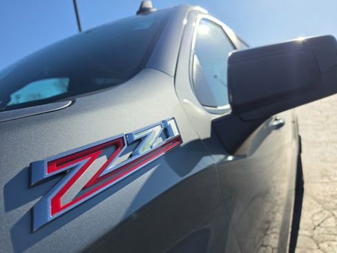 Used 2023 Chevrolet Silverado 1500 RST w/ Z71 Off-Road Package image 9