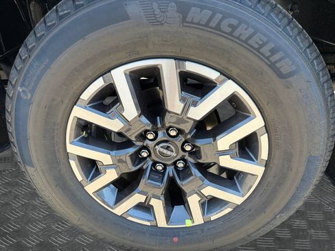 New 2026 Nissan Frontier SV w/ SV Convenience Package AWD/4WD image 20