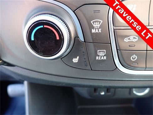 Used 2018 Chevrolet Traverse LT w/ LPO, Floor Liner Package image 26