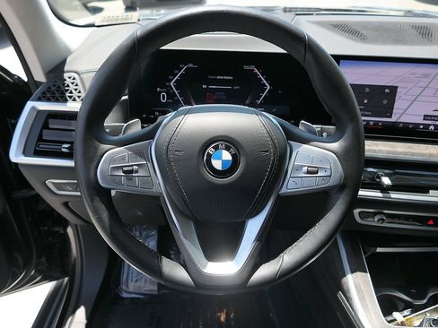 Used 2025 BMW X7 xDrive40i w/ Premium Package AWD/4WD image 18