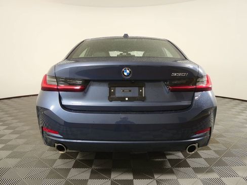 Used 2025 BMW 330i Sedan image 4
