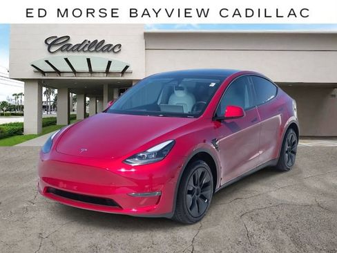 Used 2024 Tesla Model Y Long Range image 1