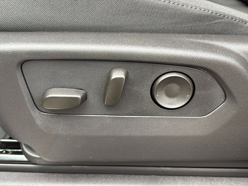 New 2026 GMC Sierra 2500 SLE image 9