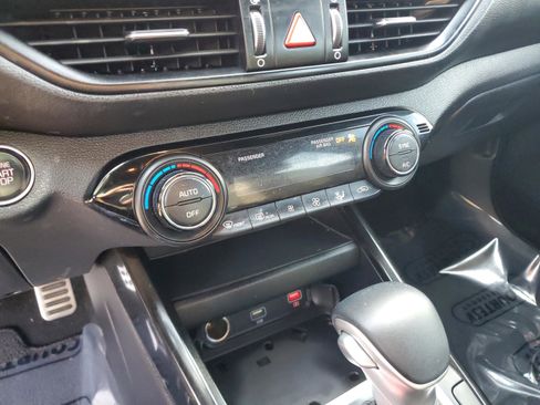 Certified 2024 Kia Forte GT-Line image 23