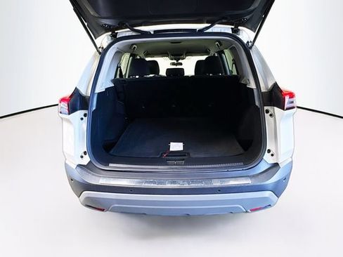 Certified 2023 Nissan Rogue SV AWD/4WD image 18