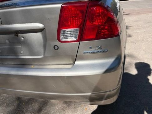 Used 2005 Honda Civic LX image 9