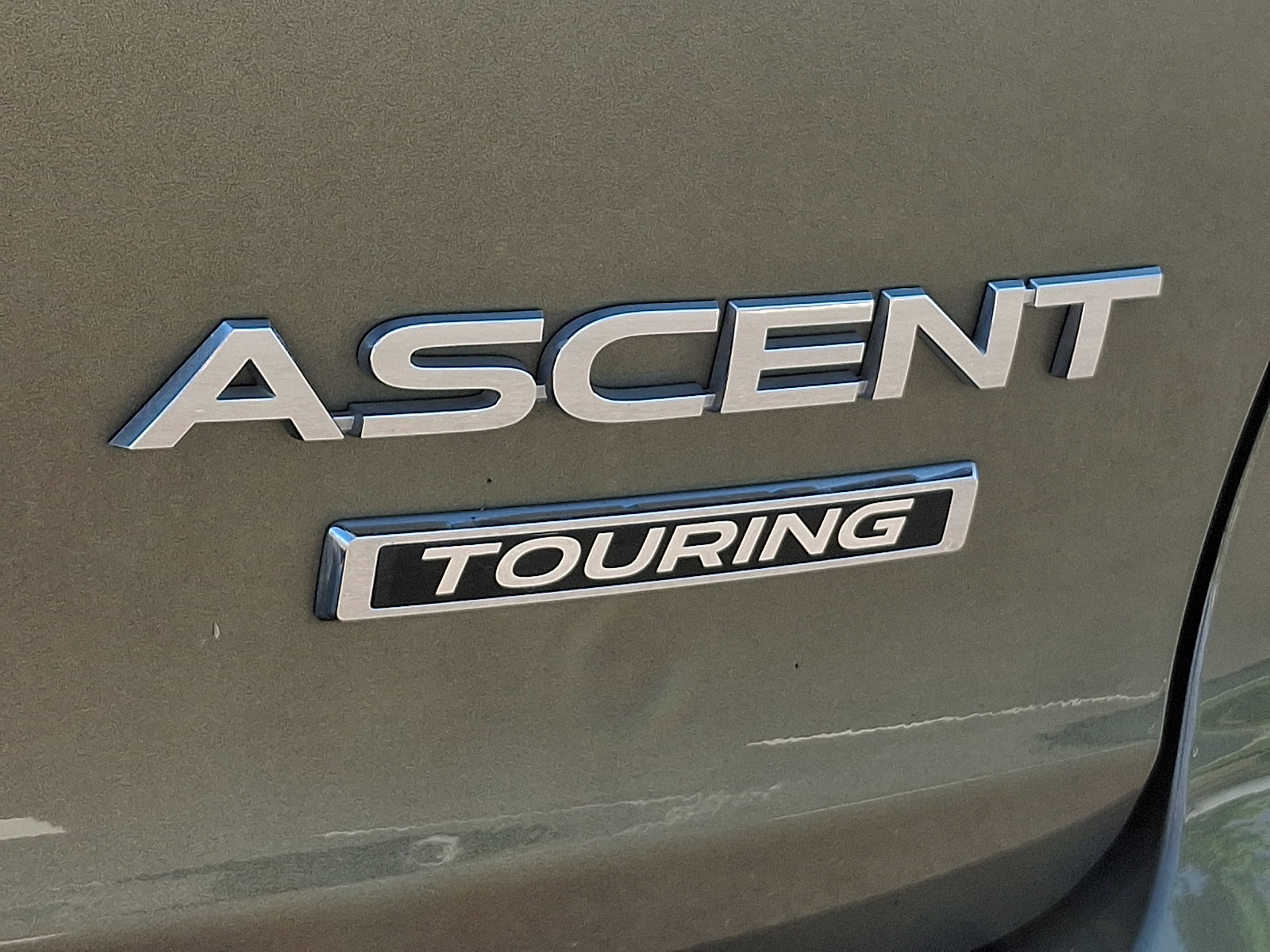 Used 2023 Subaru Ascent Touring AWD/4WD image 29