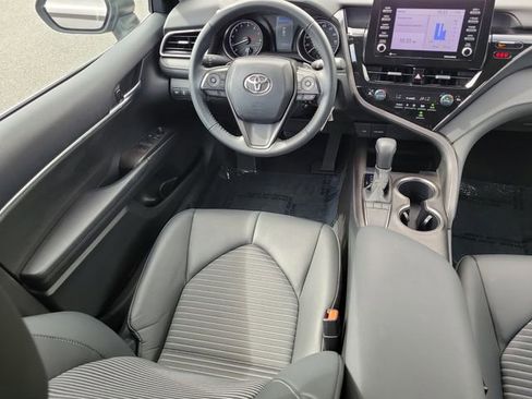 Used 2023 Toyota Camry SE FWD image 13