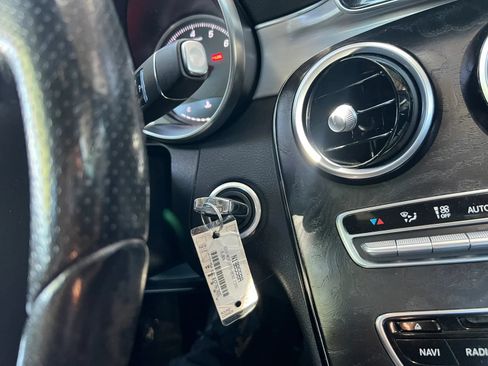 Used 2018 Mercedes-Benz C 300 Sedan image 18