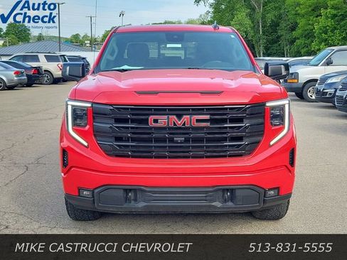 Used 2023 GMC Sierra 1500 Elevation w/ Elevation Premium Package AWD/4WD image 8