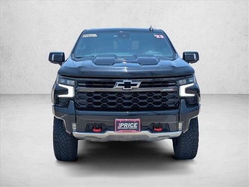 Used 2023 Chevrolet Silverado 1500 ZR2 w/ Technology Package AWD/4WD image 2