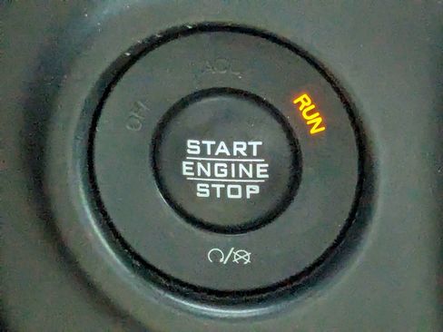 Used 2020 Jeep Gladiator Sport w/ Quick Order Package 24S AWD/4WD image 29