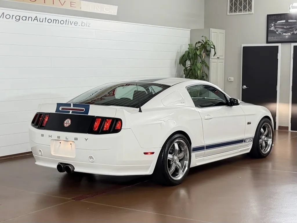 Used 2012 Ford Mustang GT RWD image 3