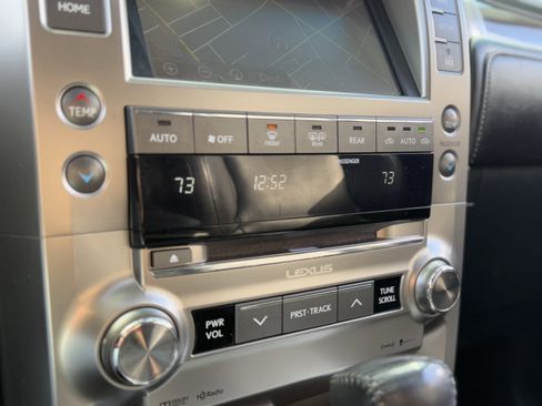 Used 2017 Lexus GX 460 image 20