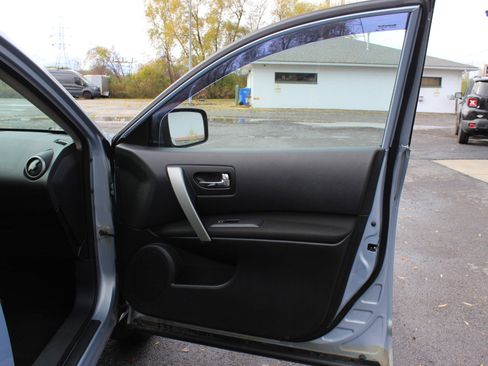 Used 2013 Nissan Rogue SV w/ Premium Pkg AWD/4WD image 35