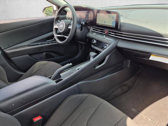 Used 2024 Hyundai Elantra SEL FWD image 20