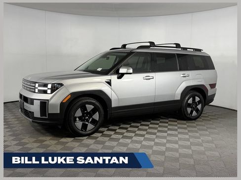 Used 2025 Hyundai Santa Fe SEL FWD image 1
