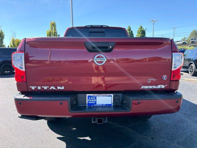 Used 2018 Nissan Titan PRO-4X w/ Pro-4x Convenience Package AWD/4WD image 7