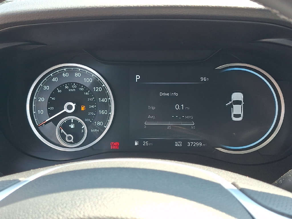 Used 2023 Genesis G70 2.0T AWD/4WD image 27