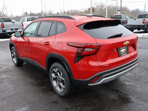 New 2026 Chevrolet Trax LT w/ LT Convenience Package image 3
