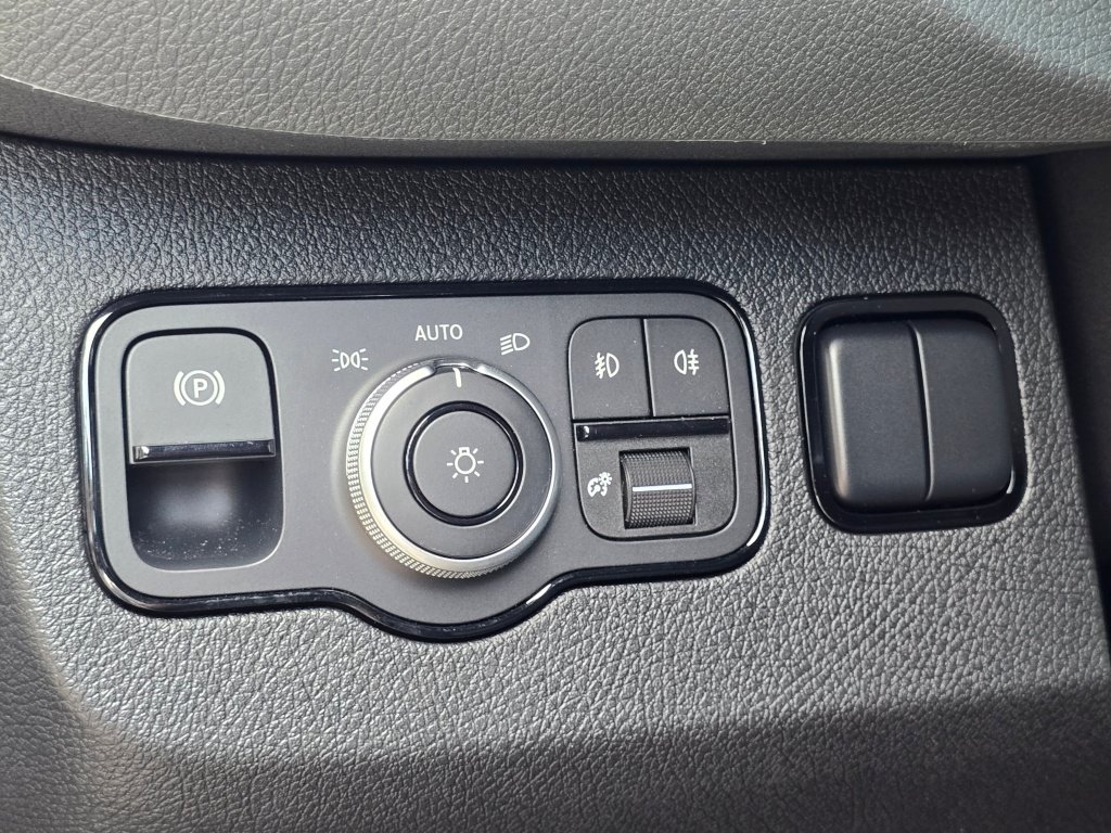 New 2026 Mercedes-Benz Sprinter 2500 image 35