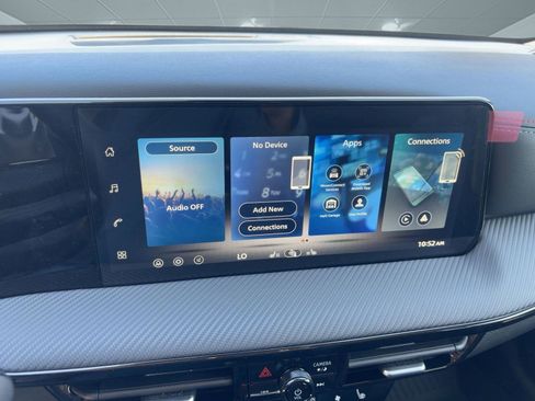 New 2026 Nissan Kicks SR w/ Cold Weather Package image 22