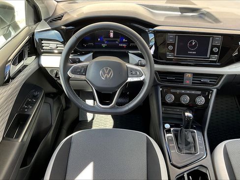 Certified 2023 Volkswagen Taos S image 4