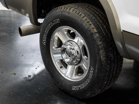 Used 2006 Ford F250 Lariat image 55