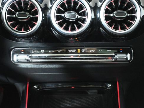 Certified 2026 Mercedes-Benz GLA 250 4MATIC image 23