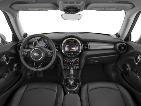 Used 2018 MINI Cooper 2-Door Hardtop FWD image 8