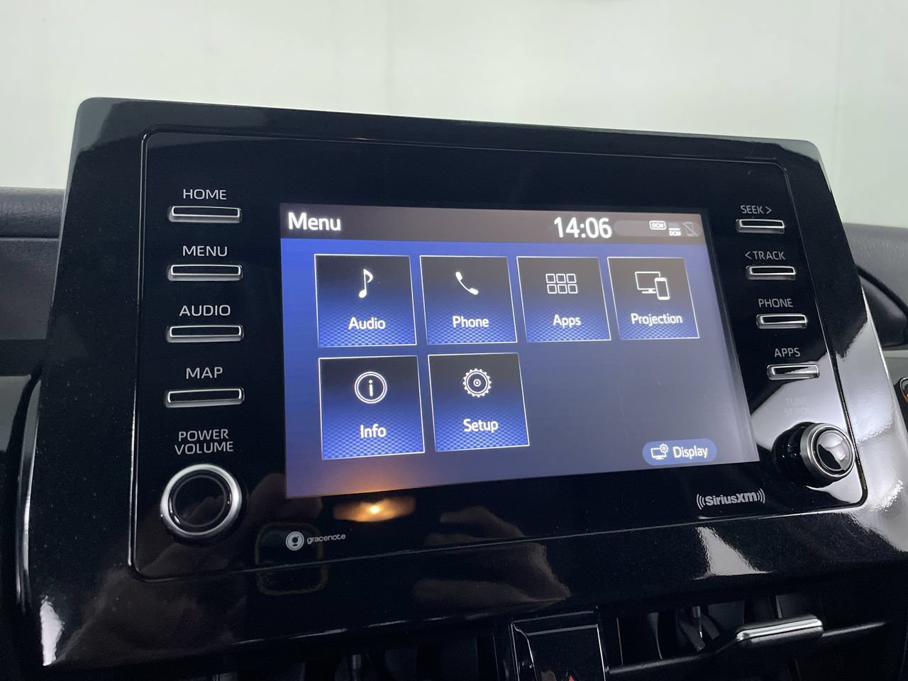 Used 2023 Toyota Camry SE FWD image 16