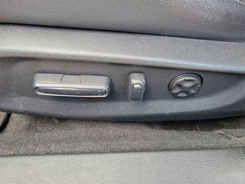 Used 2018 Honda Accord Sport image 17