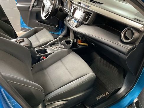 Used 2016 Toyota RAV4 XLE image 20