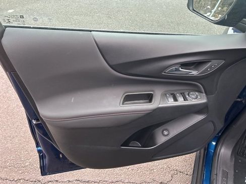 Used 2022 Chevrolet Equinox RS image 19