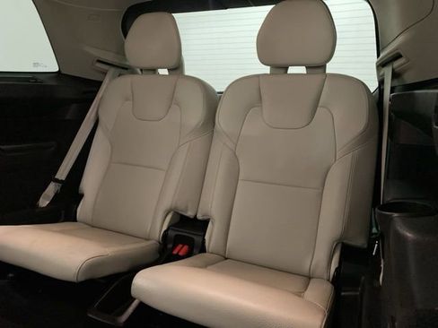 Used 2020 Volvo XC90 T5 Momentum image 20
